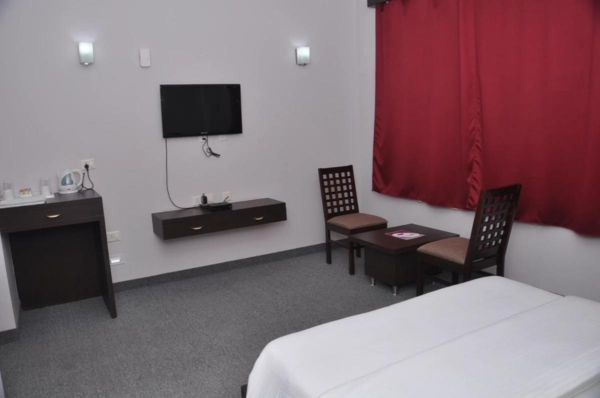 Neelkanth'S Bagar Inn Resort Jhunjhunu Ngoại thất bức ảnh