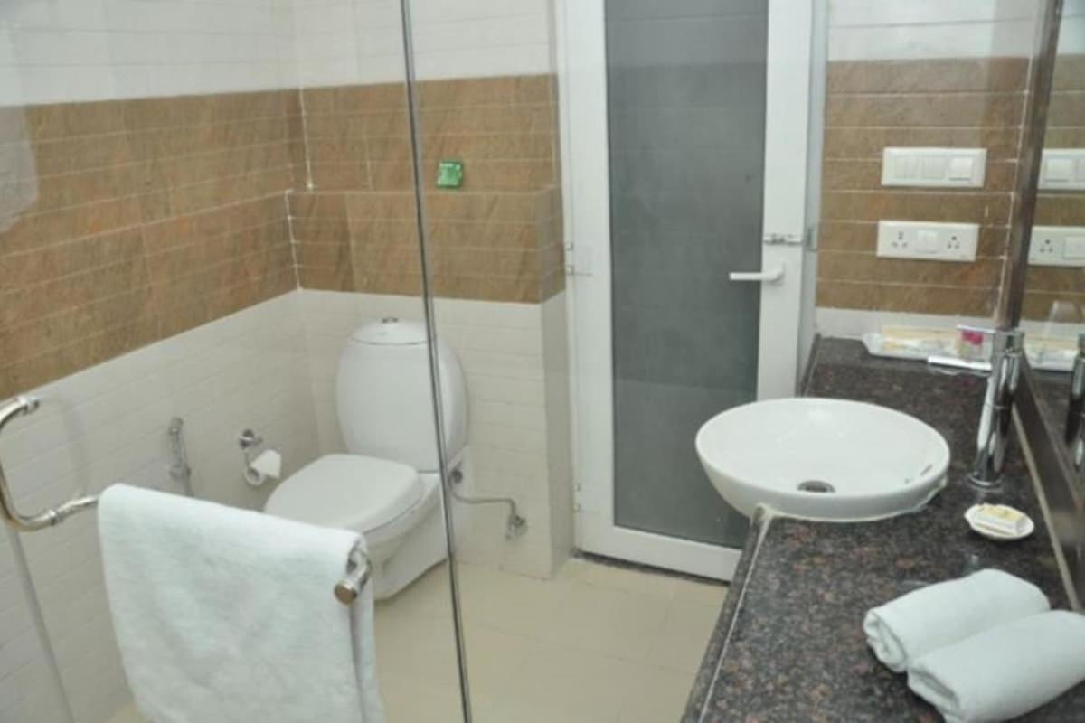 Neelkanth'S Bagar Inn Resort Jhunjhunu Ngoại thất bức ảnh